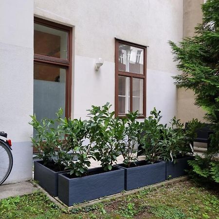 Alpa 2 Zimmer Wohnung In Wien Rochusmarkt Exterior foto
